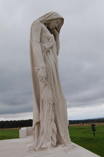 vimy_ridge_memorial_360.JPG